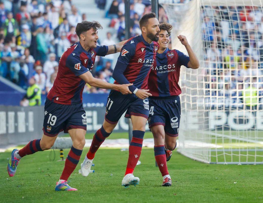 西甲球队实现胜利，球风稳扎稳打的简单介绍