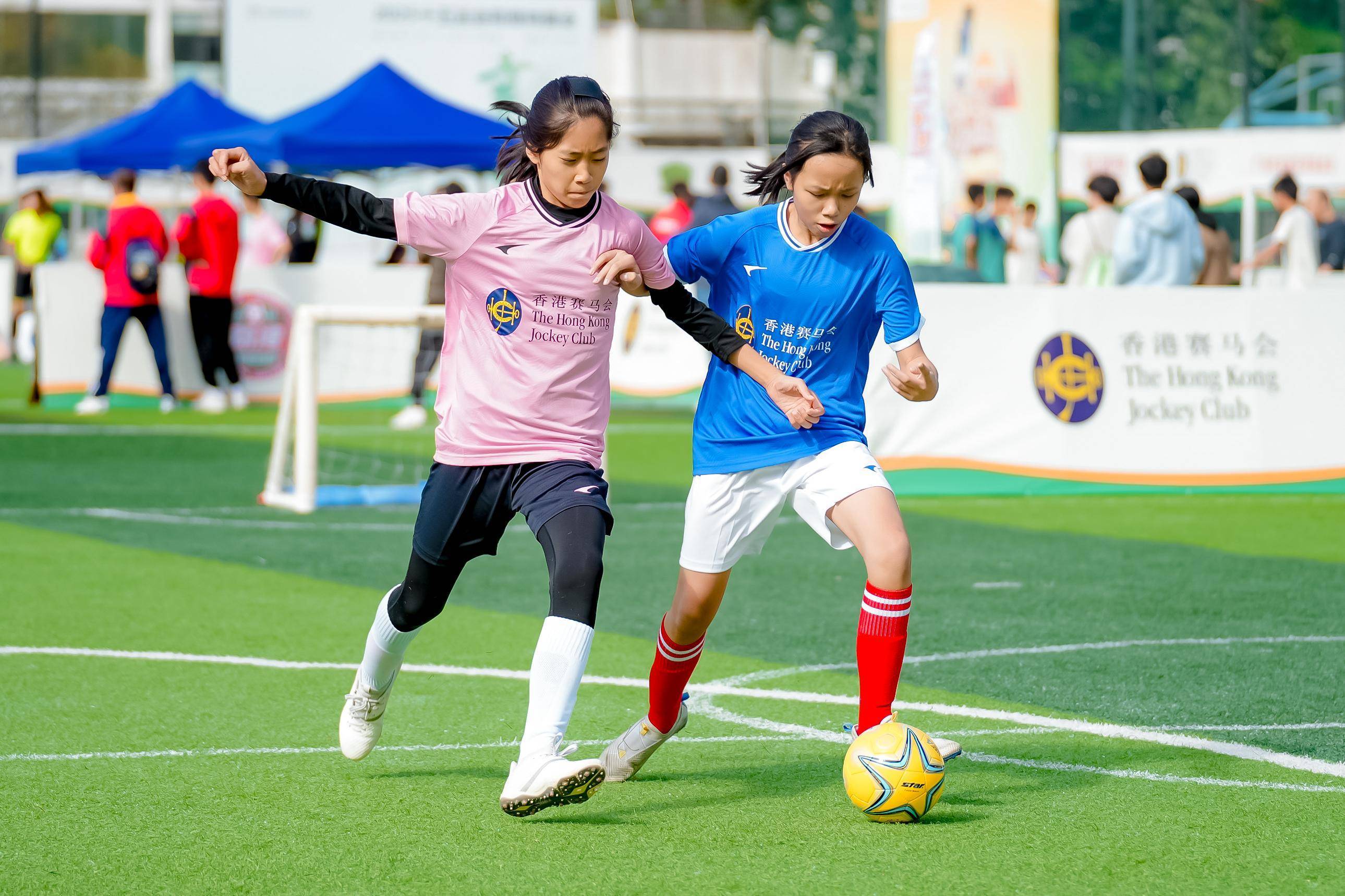 包含足球擂台争霸,球员齐齐奋发图强的词条 包含足球擂台争霸,球员齐齐奋发图强的词条