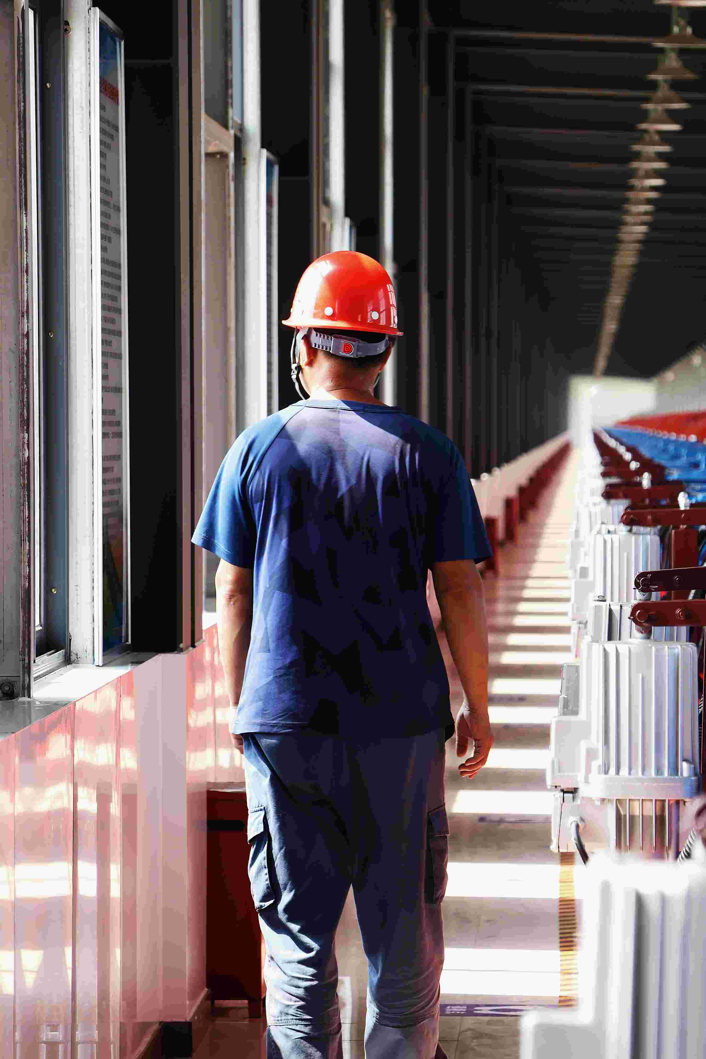 顽强坚守，全心全意备战迎接比赛