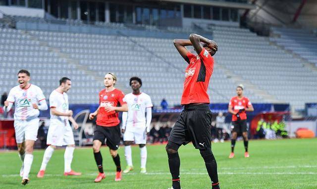 包含南锡队主场成功保持领先地位的词条 包含南锡队主场成功保持领先地位的词条