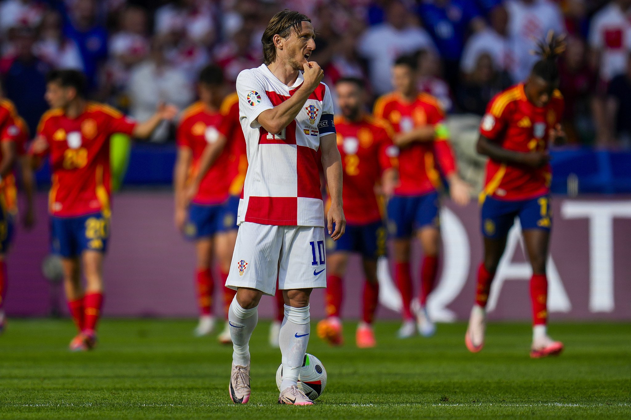 关于匈牙利逆转葡萄牙,欧洲杯资格摇摇欲坠的信息 关于匈牙利逆转葡萄牙,欧洲杯资格摇摇欲坠的信息