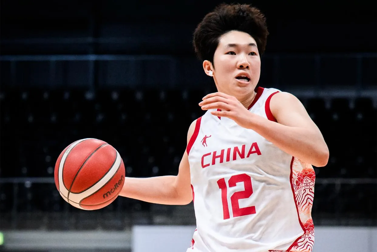 关于国内顶尖篮球运动员在白热化比拼中脱颖而出的信息