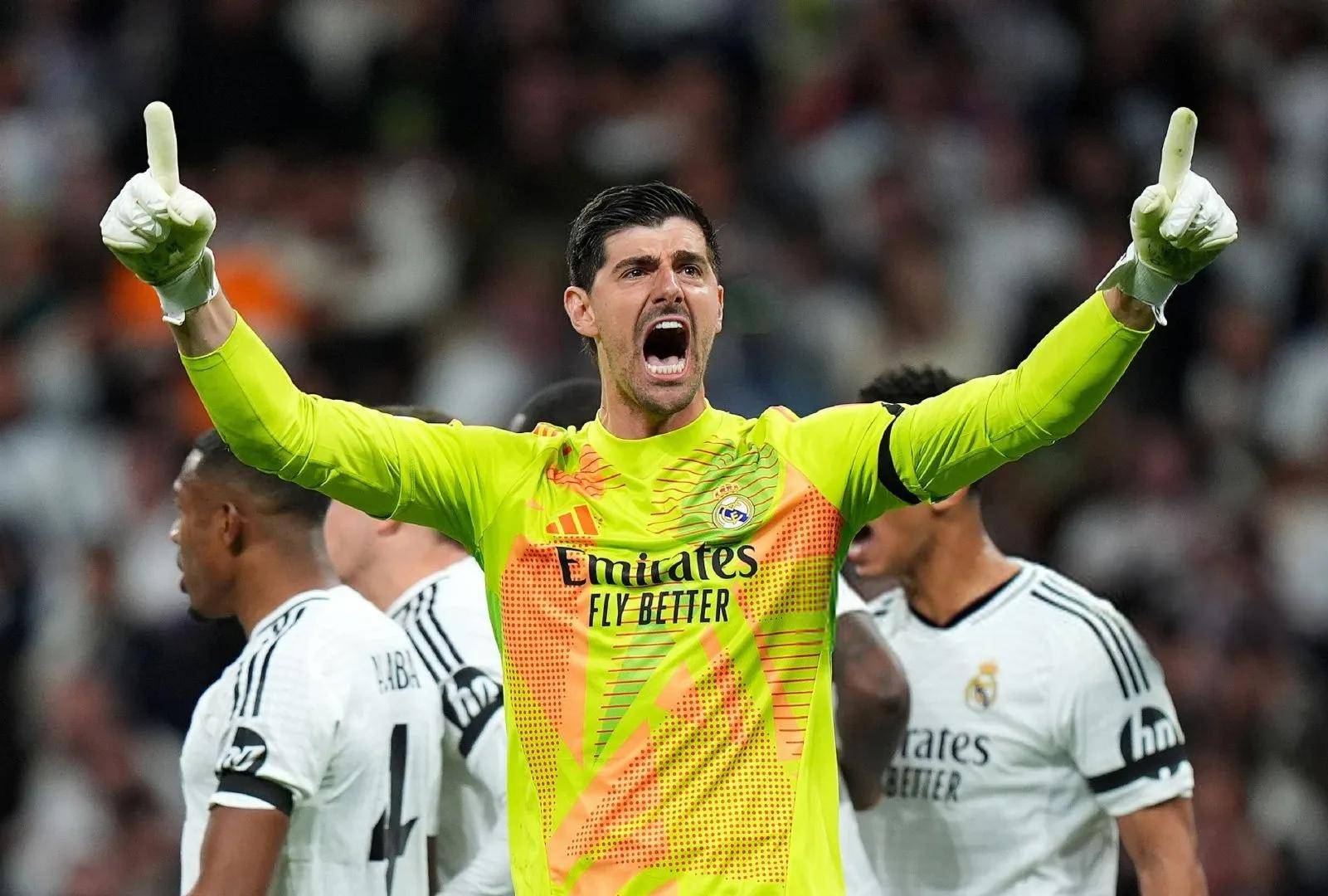 纳瓦斯扑出点球帮皇马飞跃晋级欧冠 纳瓦斯扑出点球帮皇马飞跃晋级欧冠