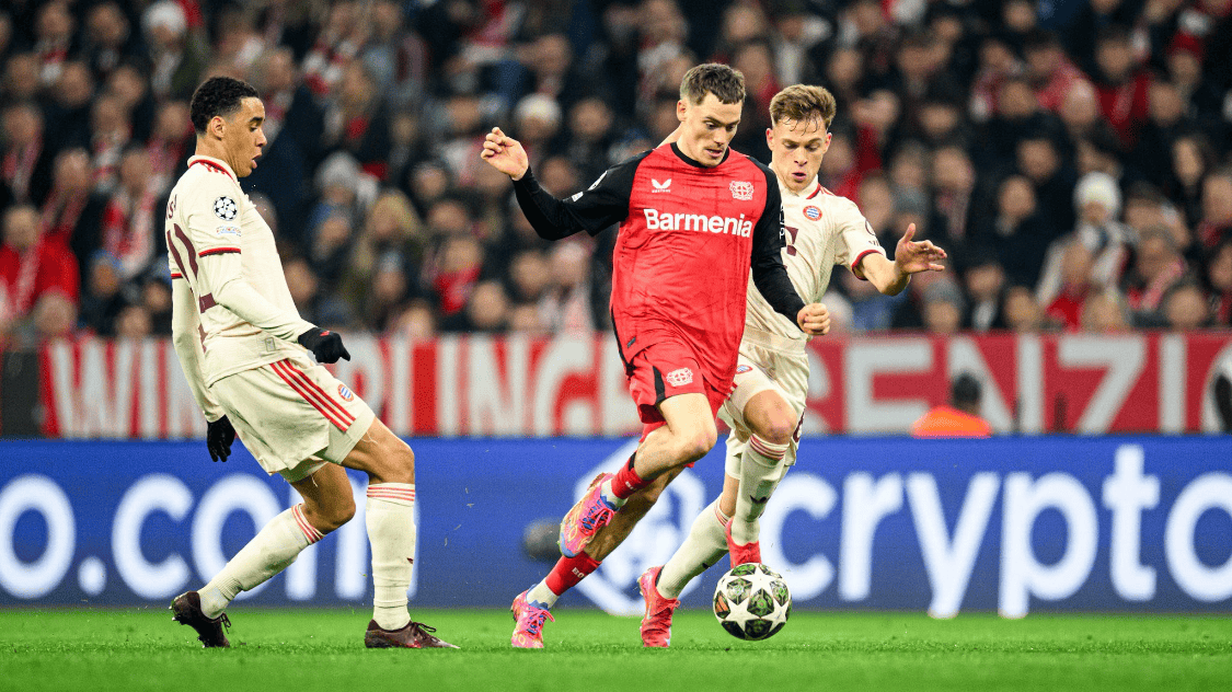 包含那不勒斯客场大胜，稳住联赛前六位置的词条